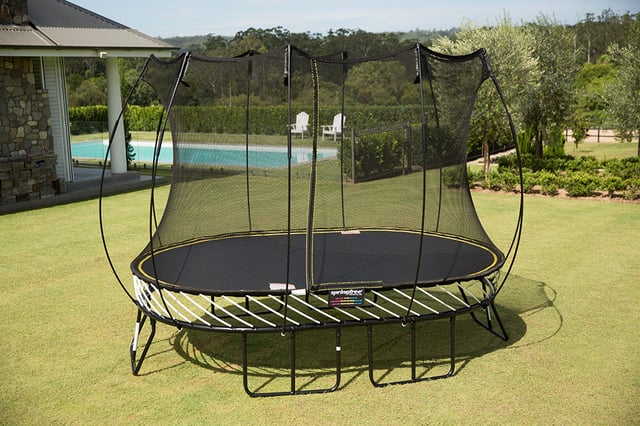 springfree trampoline medium oval